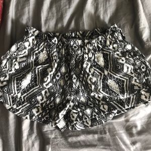 Cloth Black and White Patterned Shorts